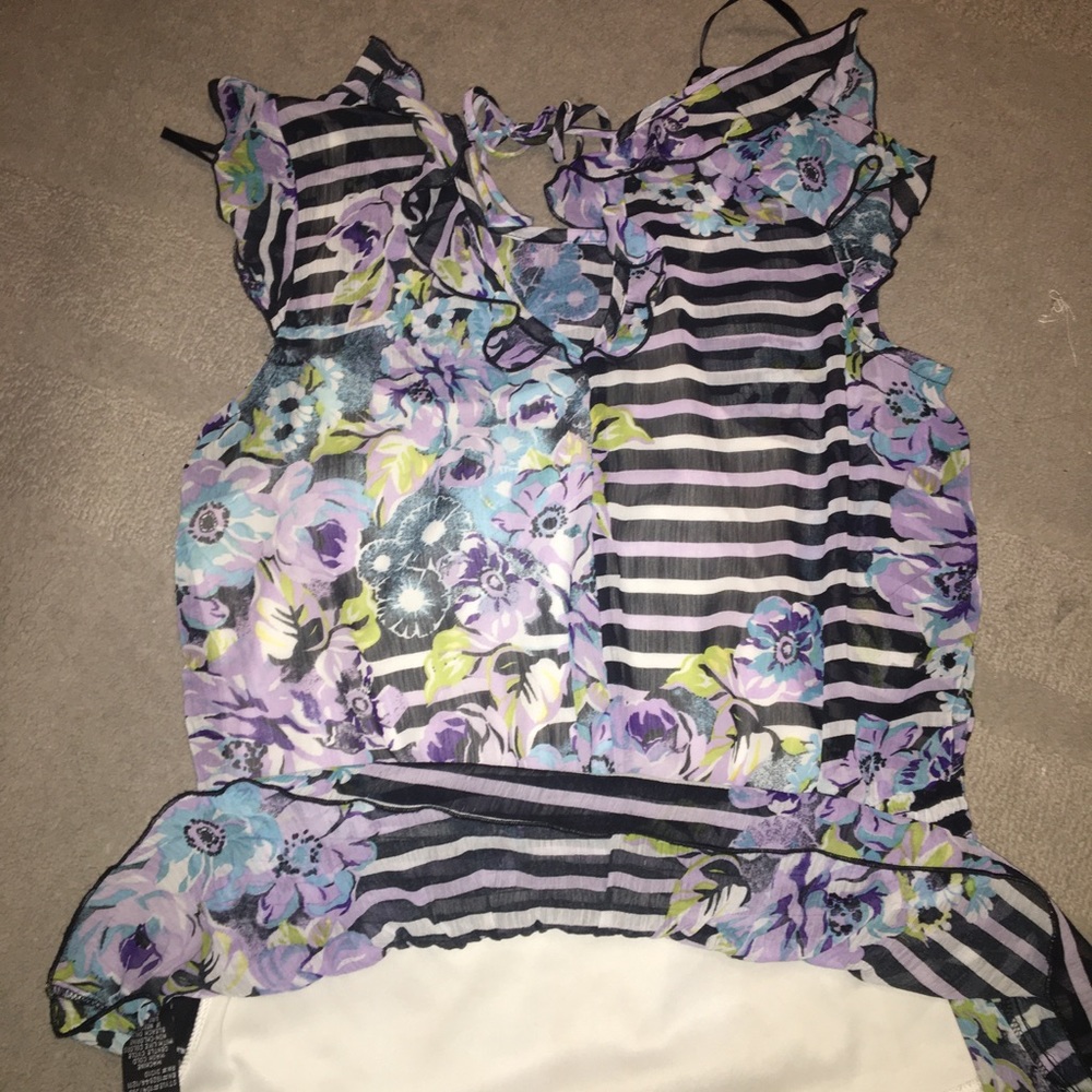 Girls Summer Top flashy with tie at neck lining